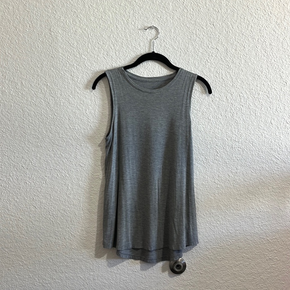 Gray tank top